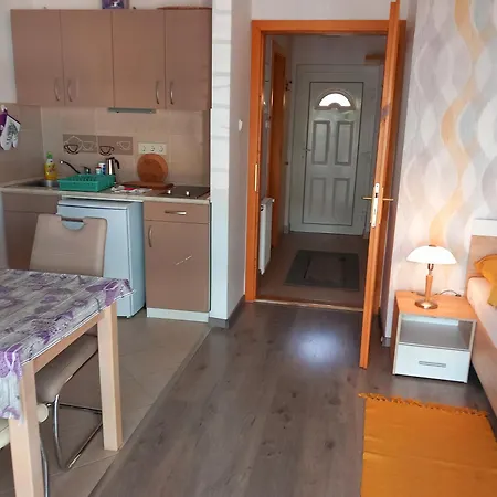 Apartment Lavender *